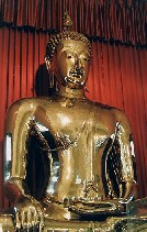 De gouden Boeddha in Wat Traimin